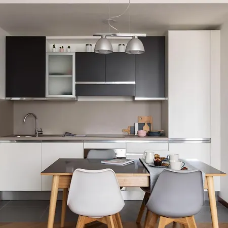 Altido Superb Flat With Office Near Dateo Station Milan